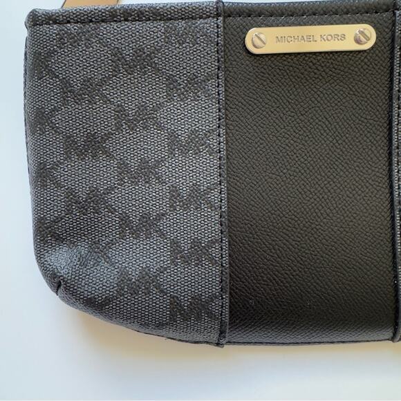Michael Kors NWOT Black gray belt Bag Fanny pack MK zipper adjustable size L/XL - Picture 6 of 10